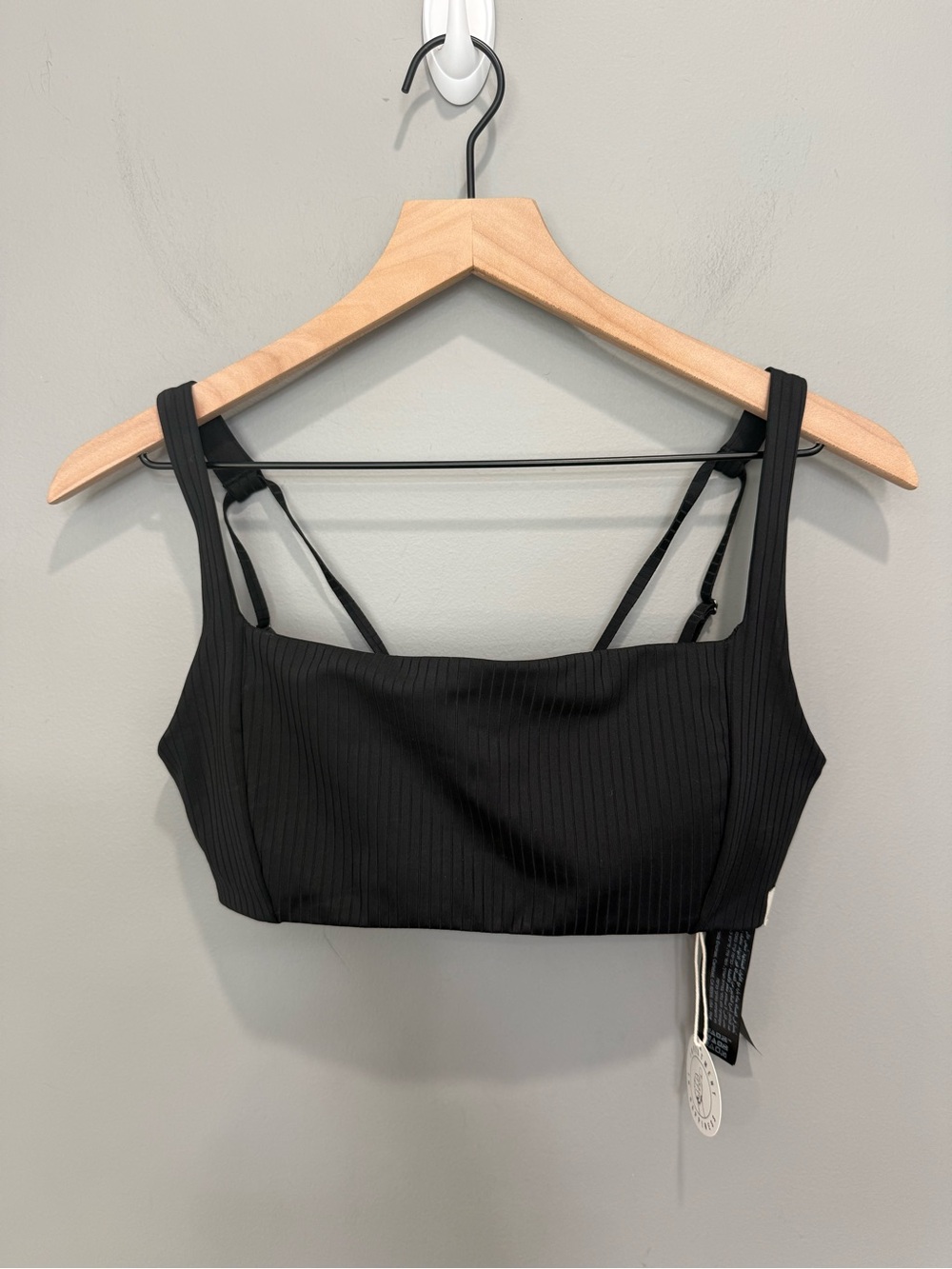 Vuori Inversion Rib Bra Black Size M NWT Ribbed Sports Bra